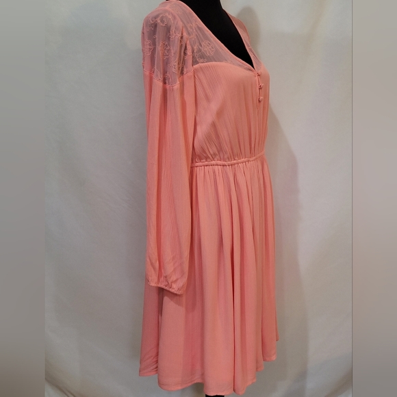 Torrid Pink Long Sleeve Sheer Shoulder Popover Skater Dress - Size 00 / M / 10 - Picture 3 of 8
